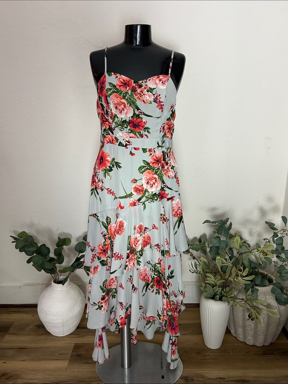 NWOT, Leith, sz M, floral tiered ruffle dress, never worn